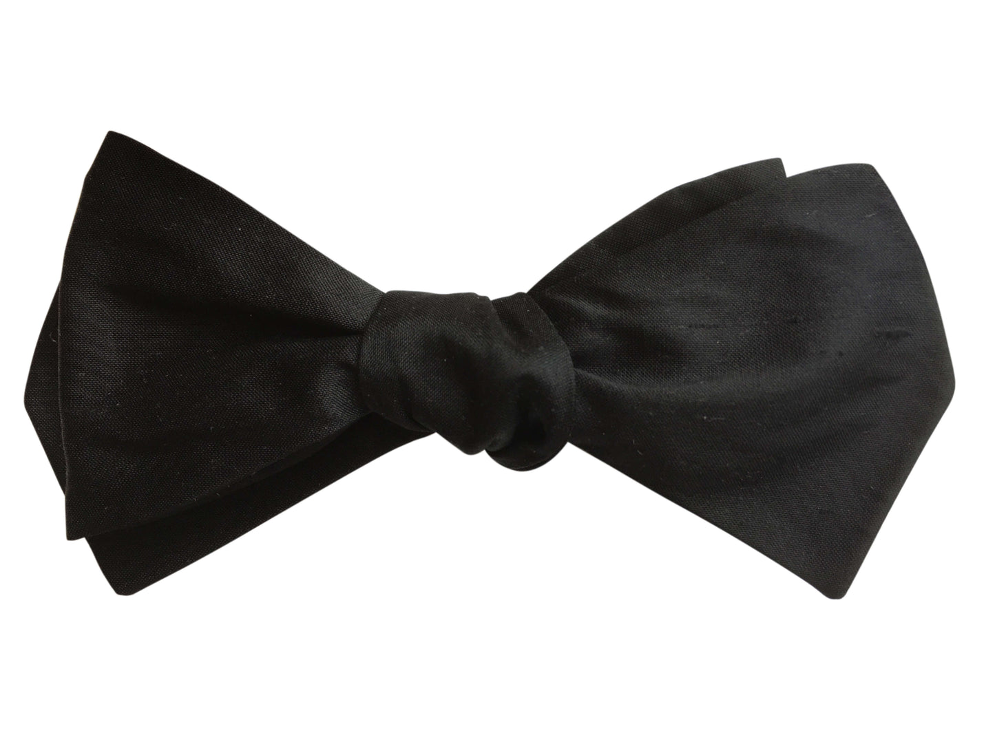 Black Silk Narrow Bat Traditional One-Piece Fitted Self-Tie Bow Tie